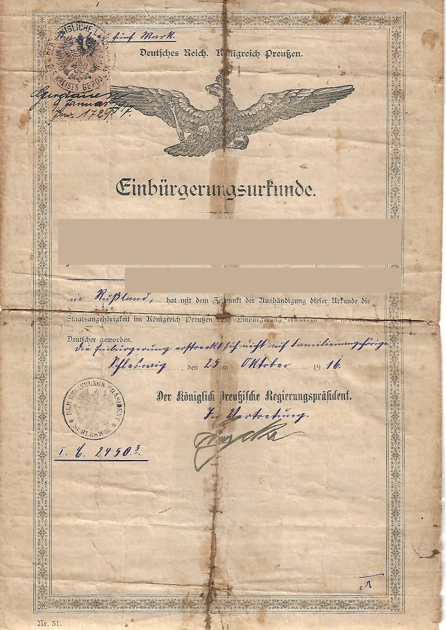 Einbürgerungsurkunde des Königlich Preußischen Regierungspräsidenten, Schleswig 1916, mit geschwärzten Personendaten